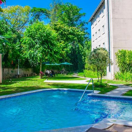 Hotel Gardenia Inn San Salvador Buitenkant foto