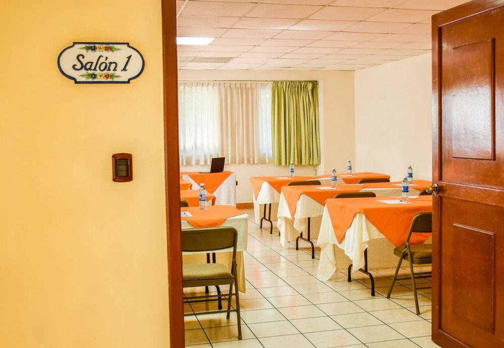 Hotel Gardenia Inn San Salvador Buitenkant foto