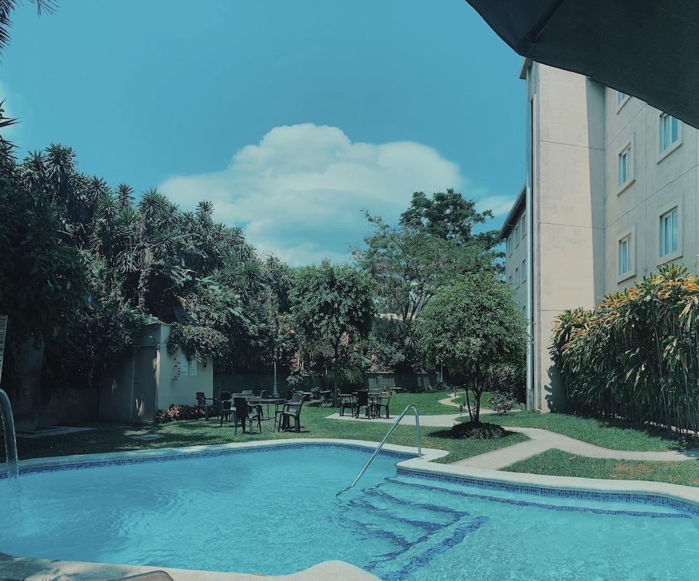 Hotel Gardenia Inn San Salvador Buitenkant foto