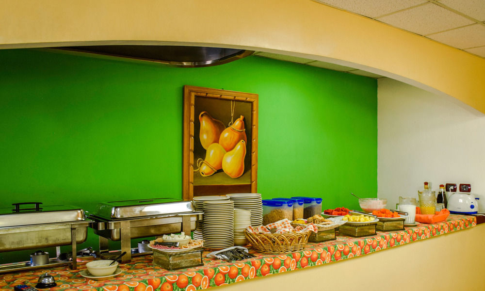 Hotel Gardenia Inn San Salvador Buitenkant foto