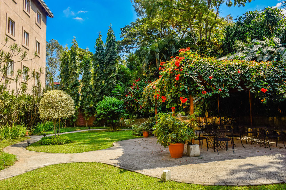 Hotel Gardenia Inn San Salvador Buitenkant foto