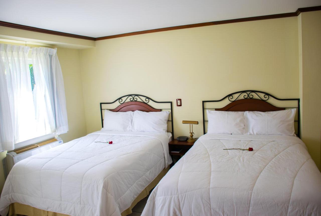 Hotel Gardenia Inn San Salvador Buitenkant foto