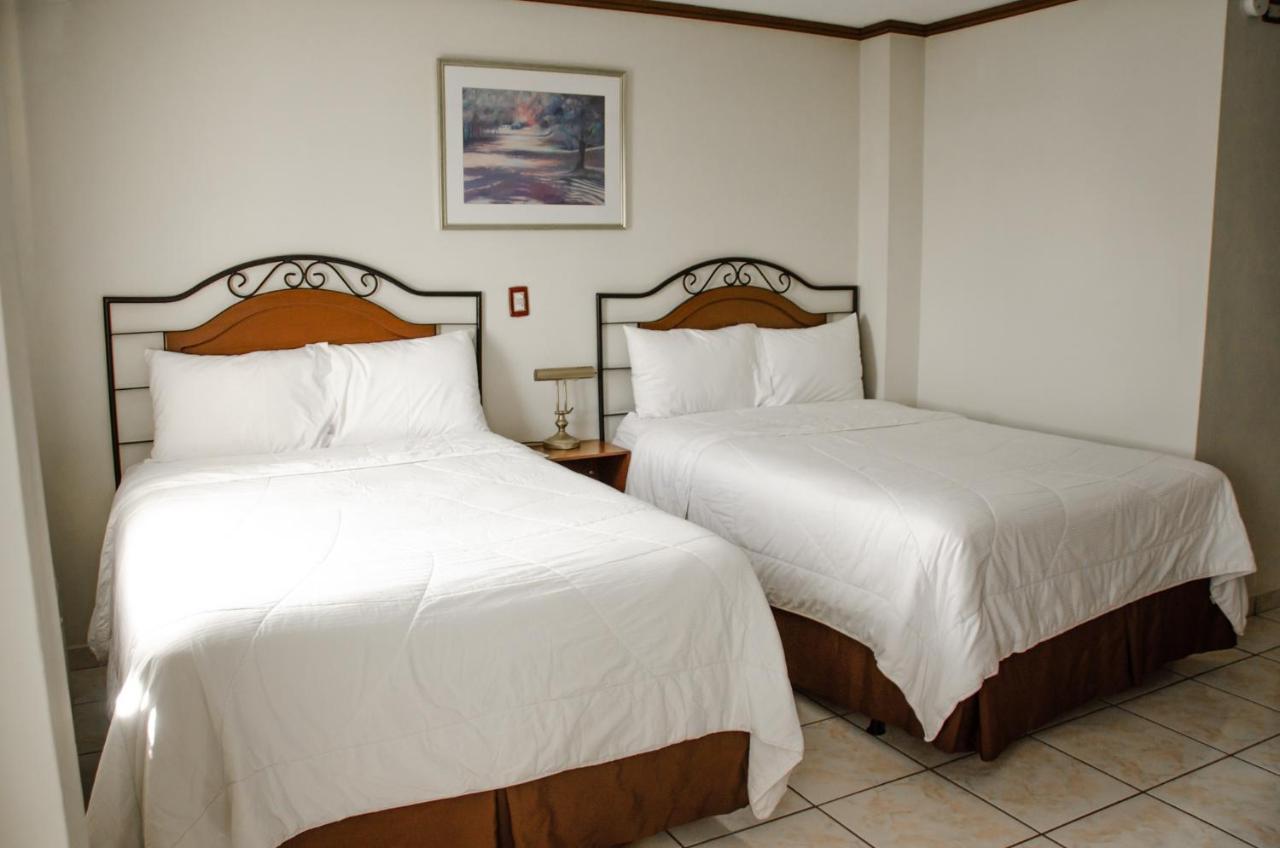 Hotel Gardenia Inn San Salvador Buitenkant foto