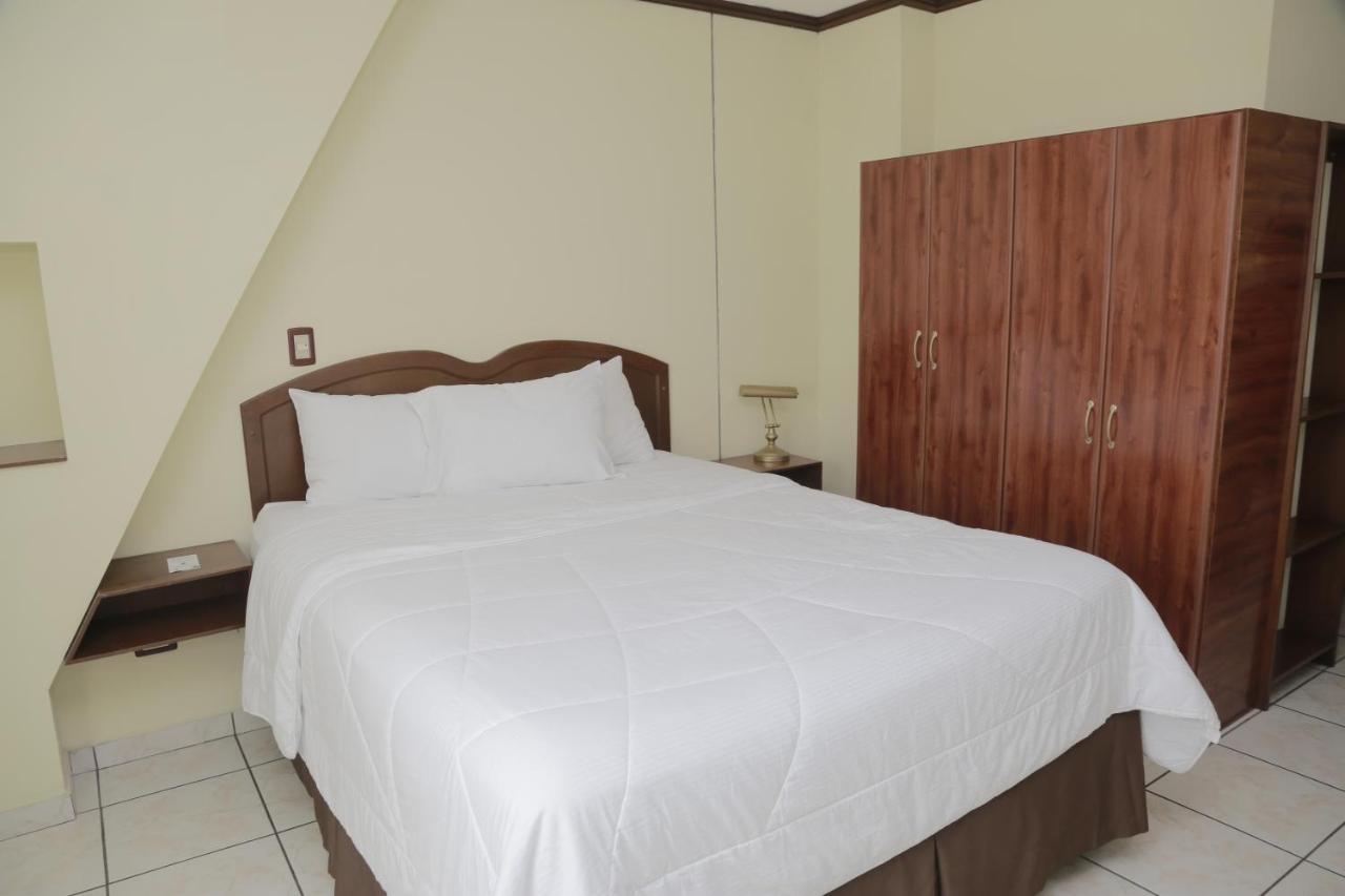 Hotel Gardenia Inn San Salvador Buitenkant foto