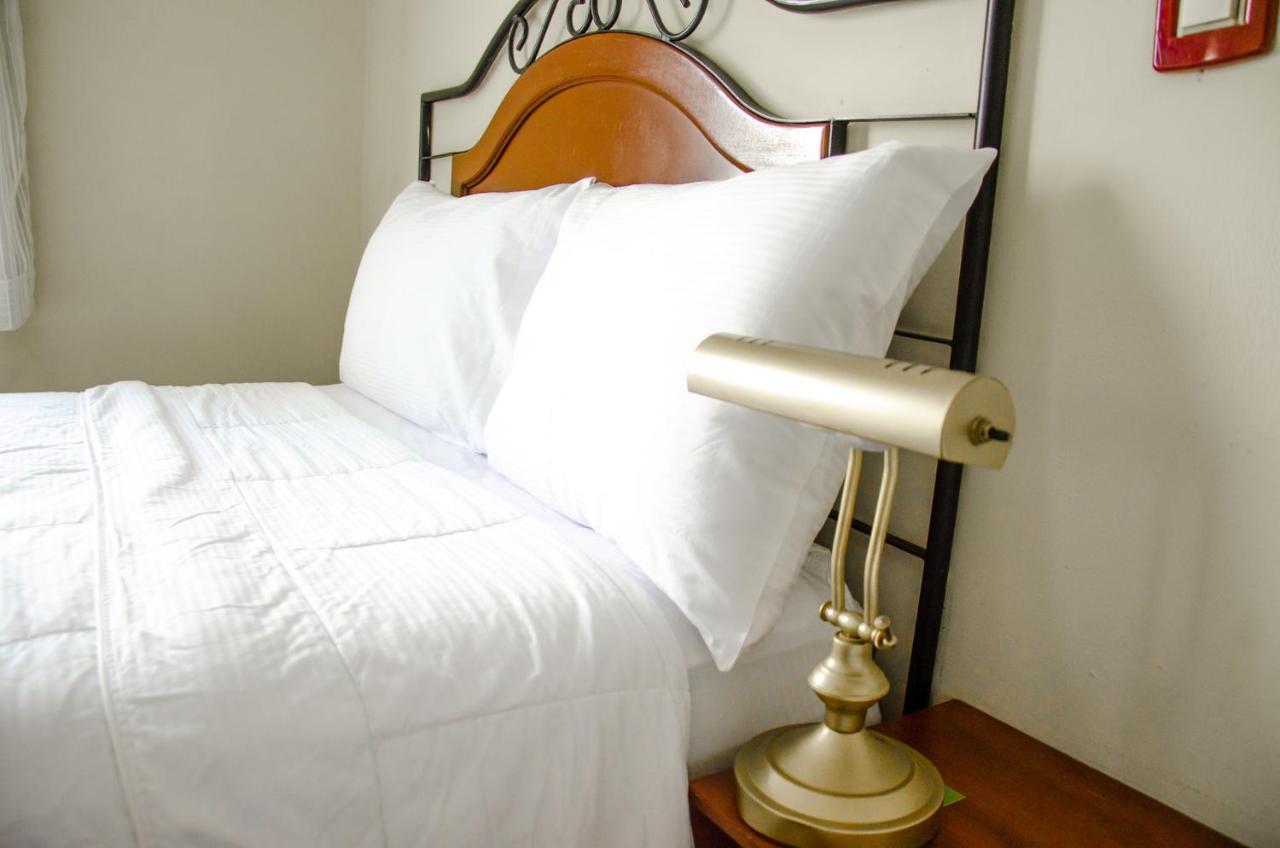 Hotel Gardenia Inn San Salvador Buitenkant foto